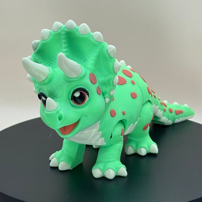 Triceratops Dinosaur Figurine |Articulated Prehistoric Pal | Flexible Dinosaur Desk Gift