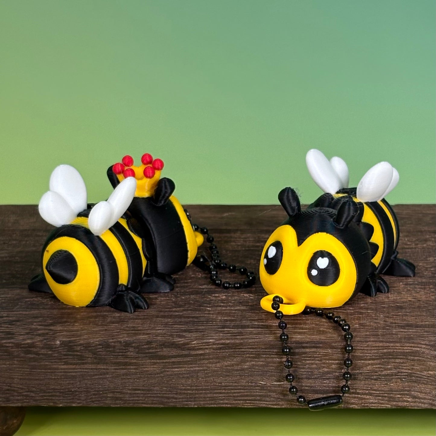 Bee & Queen Bee Keychain Collection | Articulated Collectible Bee Keychains | Bag Charm | 3D Printed Gift
