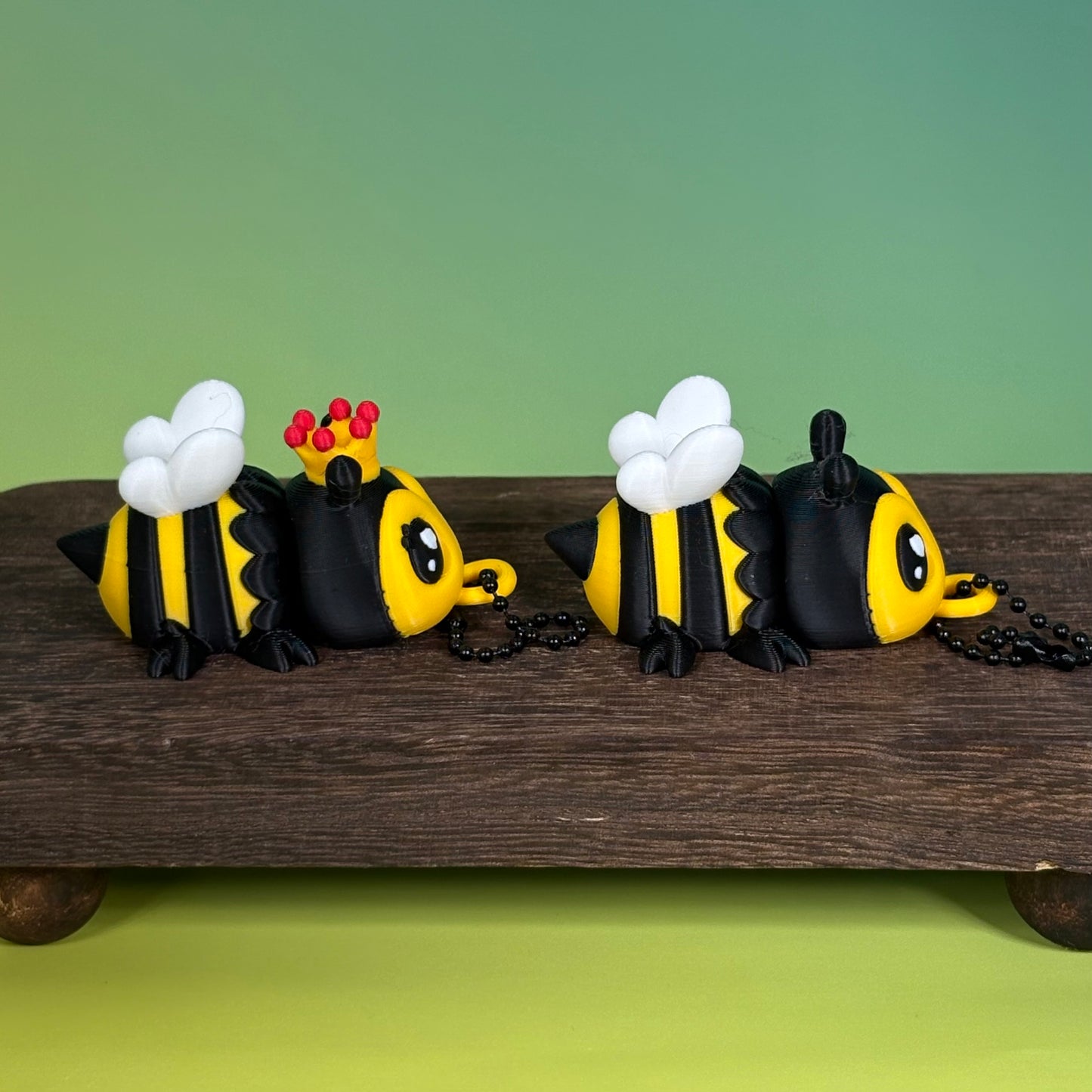 Bee & Queen Bee Keychain Collection | Articulated Collectible Bee Keychains | Bag Charm | 3D Printed Gift