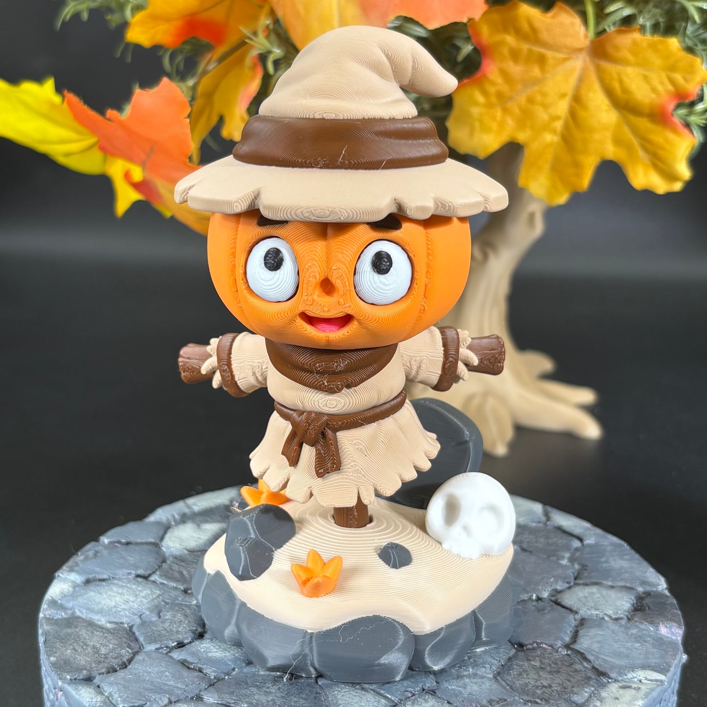 Scarecrow Figurine | Articulated Pumpkin Patch Decoration | 3D Printed Halloween Decor