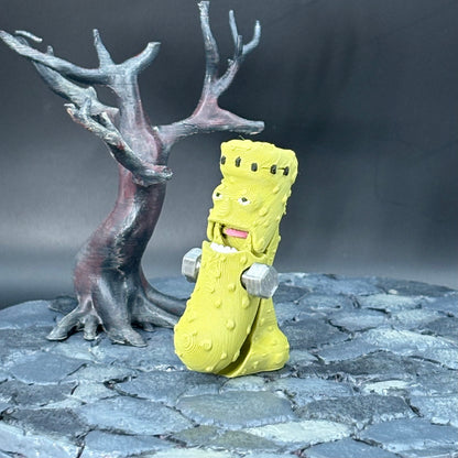 Halloween Pickle Fidget | Articulated Witch, Zombie, or Frankenstein Keychains | Frankenstein (w/stand) Desk Buddy | 3D Printed Gift