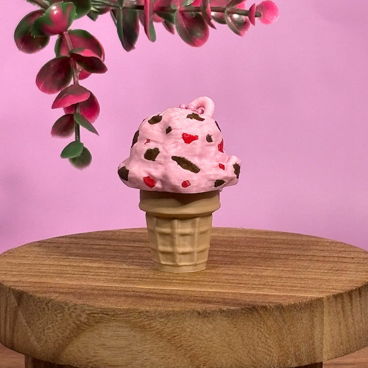 Ice Cream Cone Clicker Keychains – Cute Kawaii Fidget Toys, 3D Printed Dessert Charms, Bag Charm Gift