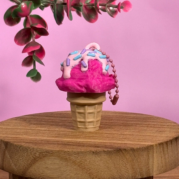 Ice Cream Cone Clicker Keychains – Cute Kawaii Fidget Toys, 3D Printed Dessert Charms, Bag Charm Gift