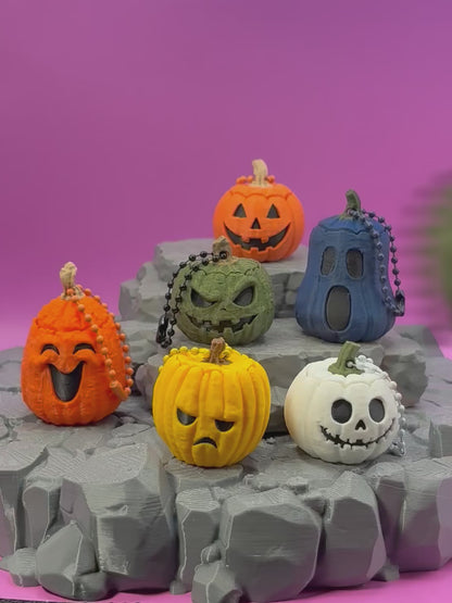 Halloween Pumpkin Clicker Keychain | Mini Jack-o'-Lantern Fidget | Fall Decor | Spooky Pumpkin | 3D Printed