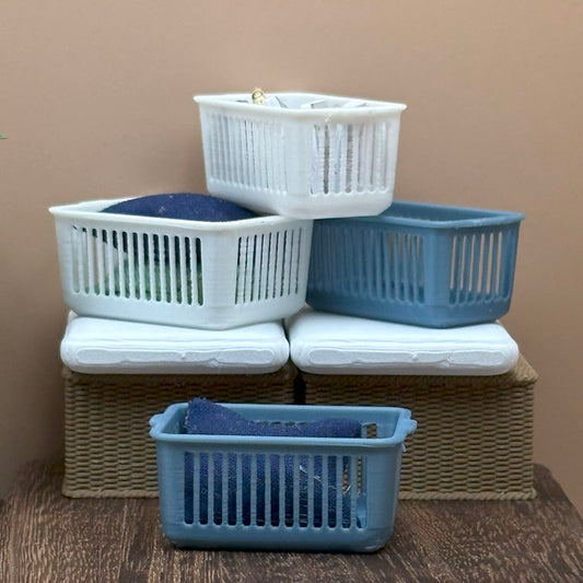 Laundry Baskets Dollhouse Miniature 1:12 Scale